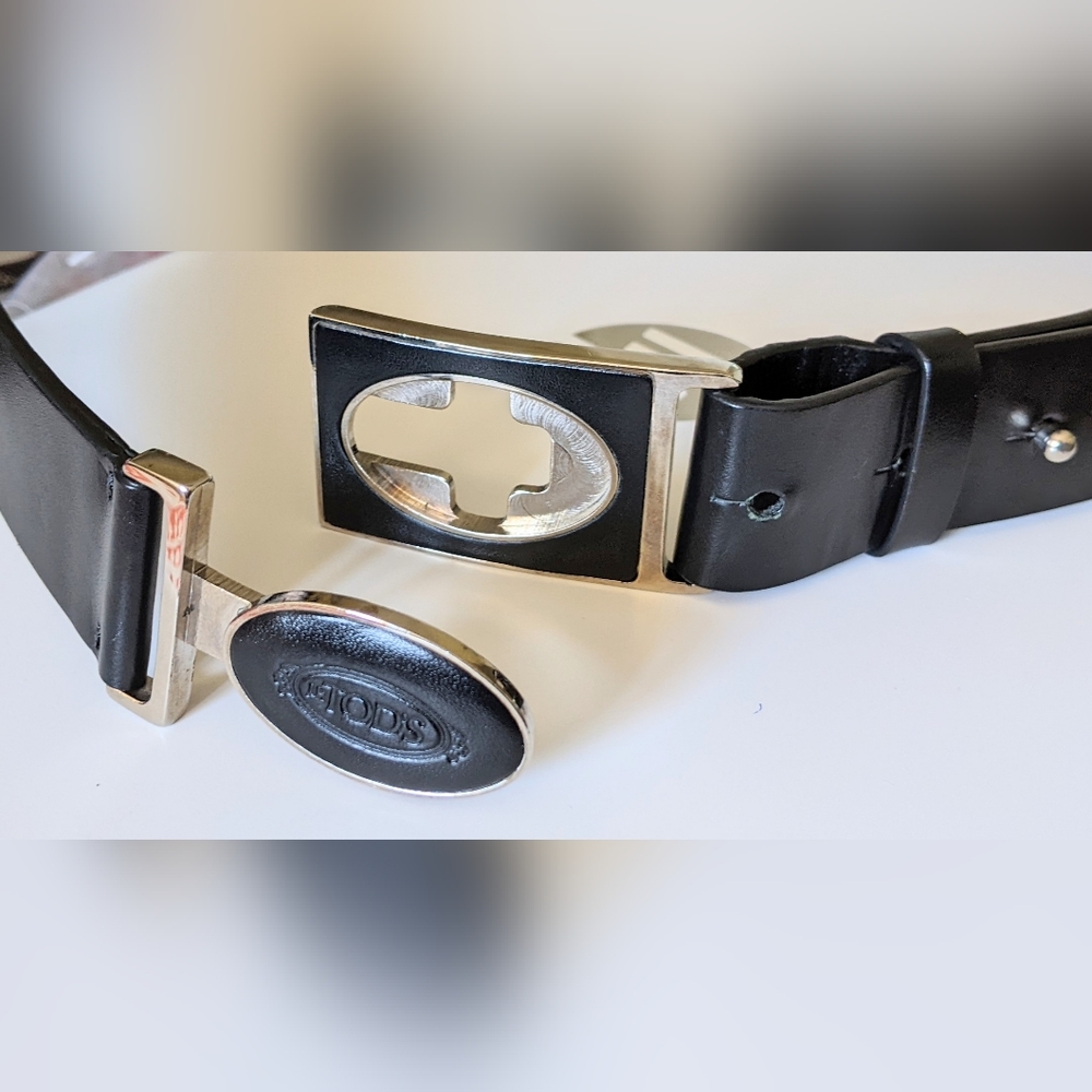 VINTAGE TOD'S BELT IN LEATHER, EUC